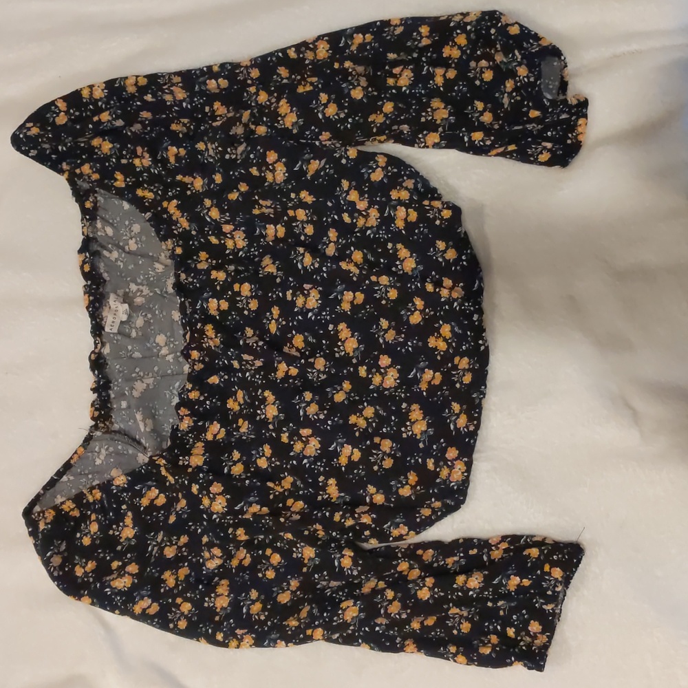 Juniors floral top